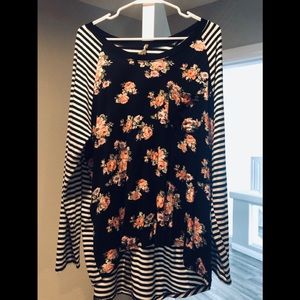 Women’s floral and striped plus size  top